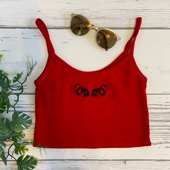 *RARE* Brandy Melville Skylar Double Dragon Tank - Picture 1 of 2